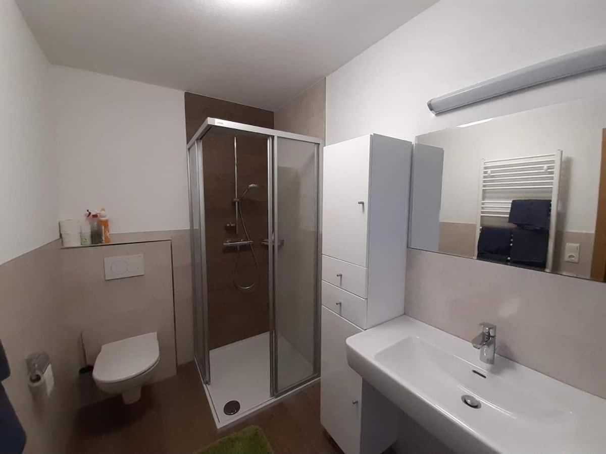 Grosszuegiges Apartment Georg Mayrhofen Barrierefrei Hollenzen Esterno foto